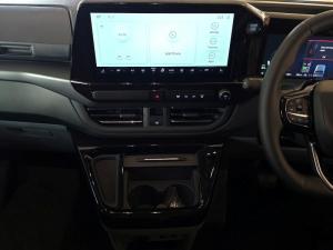 Ford Tourneo Custom 2.0SiT Trend LWB - Image 16