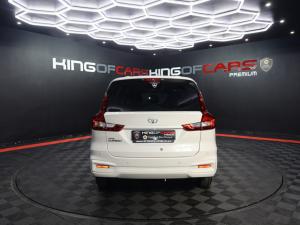 Toyota Rumion 1.5 S - Image 3