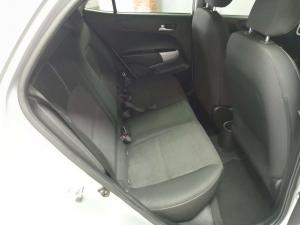 Kia Picanto 1.0 Street - Image 12