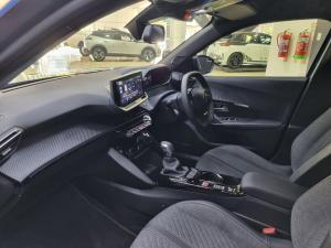 Peugeot 2008 1.2T Allure - Image 10