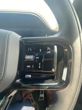 Land Rover Range Rover Sport D350 Dynamic HSE - Image 25