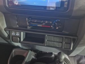 Toyota Land Cruiser 79 4.5D-4D V8 double cab LX - Image 18
