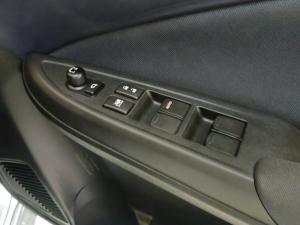 Toyota Starlet 1.5 XS auto - Image 17