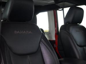 Jeep Wrangler Unlimited 3.6L Polar Edition - Image 21