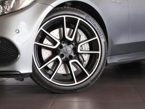 Mercedes-Benz C-Class C43 4Matic - Image 3