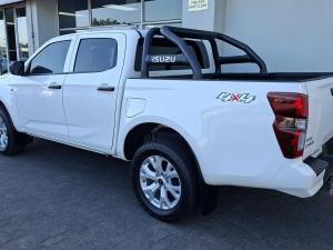 Isuzu D-Max 1.9TD double cab L 4x4 manual - Image 4
