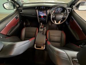 Toyota Fortuner 2.8GD-6 4x4 - Image 6