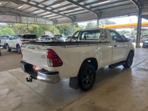 Toyota Hilux 2.4GD-6 single cab Raider manual - Image 2