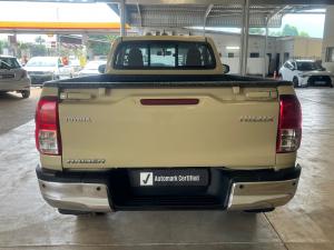 Toyota Hilux 2.4GD-6 single cab Raider manual - Image 5