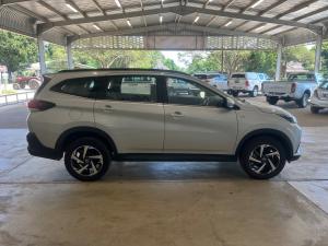 Toyota Rush 1.5 S auto - Image 3