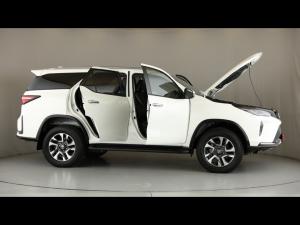 Toyota Fortuner 2.4GD-6 4x4 - Image 30