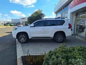 Toyota Land Cruiser Prado 2.8GD VX-L - Image 21