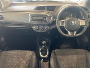 Toyota Yaris 5-door 1.3 XS - Image 6