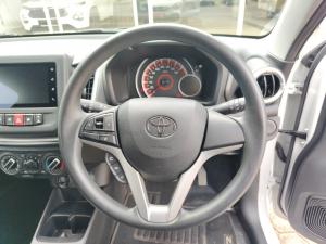 Toyota Vitz 1.0 XR auto - Image 8