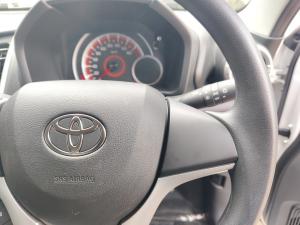 Toyota Vitz 1.0 XR auto - Image 10