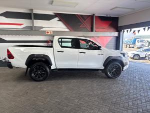 Toyota Hilux 2.8GD-6 double cab Legend manual - Image 3
