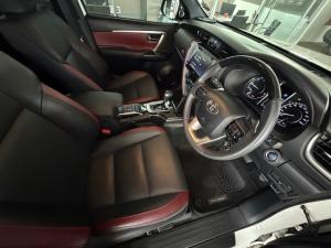 Toyota Fortuner 2.8GD-6 4x4 VX - Image 13