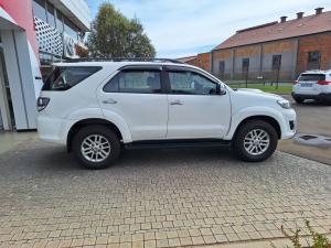 Toyota Fortuner 2.5D-4D - Image 3