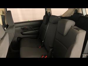 Suzuki Ertiga 1.5 GA - Image 11