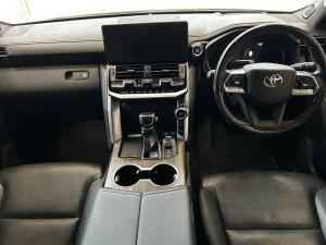 Toyota Land Cruiser 300 3.3D ZX - Image 6