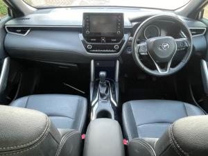 Toyota Corolla Cross 1.8 Hybrid XS - Image 9