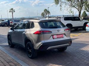 Toyota Corolla Cross 1.8 Hybrid XS - Image 14