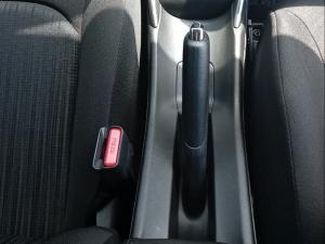 Toyota Starlet 1.5 XR auto - Image 12