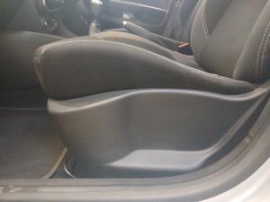 Renault Clio 66kW turbo Authentique - Image 17