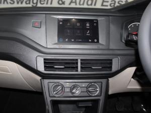 Volkswagen Polo 1.6 - Image 11