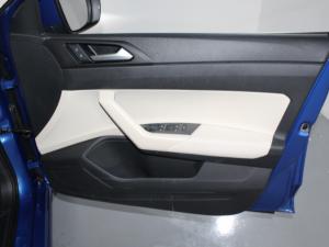 Volkswagen Polo 1.6 - Image 15