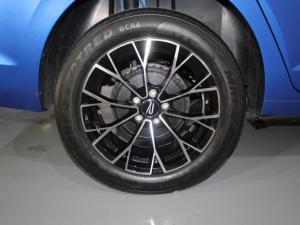 Volkswagen Polo 1.6 - Image 20