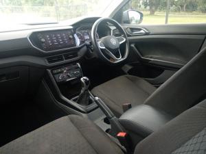 Volkswagen T-CROSS 1.0 TSI Comfortline - Image 7
