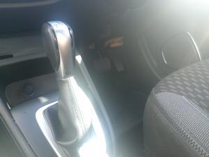 Renault Captur 1.5 dCI Dynamique 5-Door - Image 13