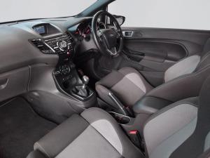 Ford Fiesta ST 1.6 Ecoboost Gdti - Image 3