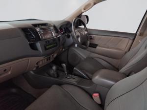 Toyota Fortuner 3.0D-4D 4X4 automatic - Image 3