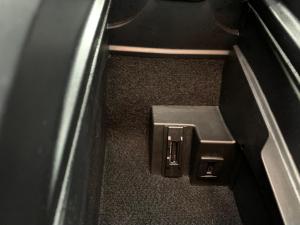 Mercedes-Benz C180 BE Avantgarde automatic - Image 11