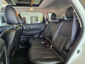 Nissan X Trail 2.5 Tekna 4X4 CVT 7S - Image 12