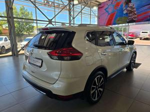Nissan X Trail 2.5 Tekna 4X4 CVT 7S - Image 18