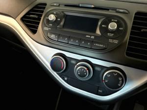 Kia Picanto 1.0 LX - Image 16