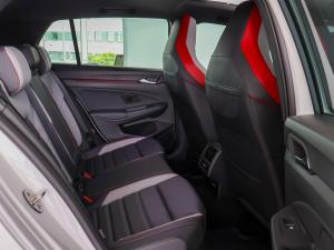 Volkswagen Golf GTI - Image 15