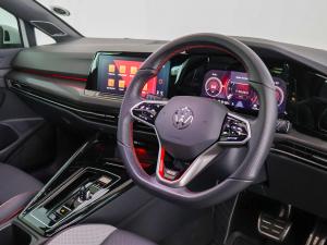 Volkswagen Golf GTI - Image 18