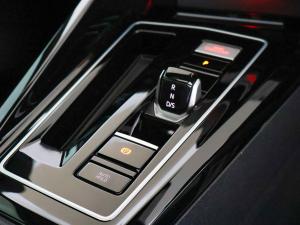 Volkswagen Golf GTI - Image 22