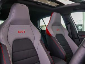 Volkswagen Golf GTI - Image 22