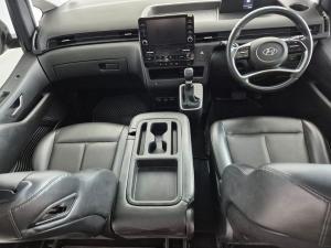 Hyundai Staria 2.2D Executive 9-seater - Image 23
