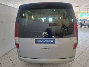 Hyundai Staria 2.2D Executive 9-seater - Image 8