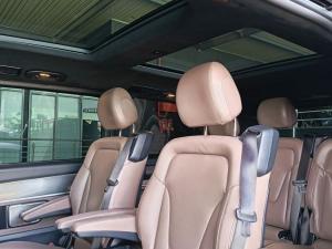 Mercedes-Benz V-Class V300d Exclusive - Image 11