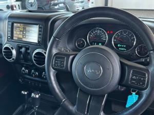 Jeep Wrangler 3.6L Polar Edition - Image 19