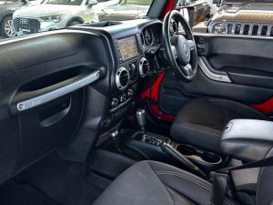 Jeep Wrangler 3.6L Polar Edition - Image 7