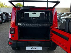Jeep Wrangler 3.6L Polar Edition - Image 8