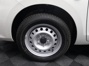 Suzuki Ertiga 1.5 GA - Image 4